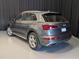 Used 2022 Audi Q5 e Premium w/ Convenience Package image 3