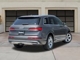 Used 2022 Audi Q7 2.0T Premium w/ Convenience Package image 4