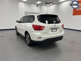 Used 2017 Nissan Pathfinder S image 4