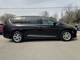 Used 2018 Chrysler Pacifica Touring-L Plus w/ Tire & Wheel Group image 5