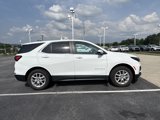 Used 2023 Chevrolet Equinox LT image 2