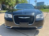 Used 2017 Chrysler 300 Limited image 2