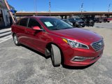 Used 2015 Hyundai Sonata SE image 3