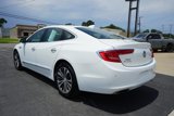 Used 2017 Buick LaCrosse Essence image 3