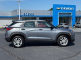 Used 2022 Chevrolet TrailBlazer LS image 2