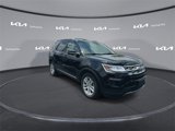 Used 2018 Ford Explorer XLT image 2