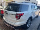 Used 2017 Ford Explorer XLT w/ Equipment Group 202A image 4