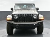 Used 2021 Jeep Gladiator Sport image 2