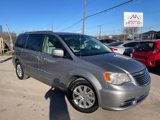 Used 2013 Chrysler Town & Country Touring image 5