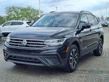 Certified 2023 Volkswagen Tiguan S image 2