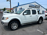 Used 2013 Nissan Frontier SL w/ Moonroof Pkg image 3