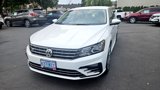 Used 2017 Volkswagen Passat 1.8T R-Line image 3