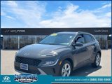 Certified 2023 Hyundai Kona SEL w/ Convenience Package image 2
