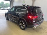 Used 2022 Mercedes-Benz GLB 250 4MATIC image 2