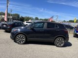 Used 2021 Buick Encore Preferred image 4