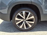 Certified 2022 Volkswagen Taos SE image 4