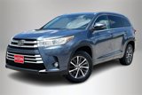 Used 2018 Toyota Highlander XLE image 3