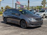 Used 2018 Chrysler Pacifica Limited w/ Advanced Safetytec Group image 3