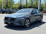 Certified 2022 Volvo S60 B5 Momentum w/ Premium Package image 3