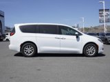 Used 2023 Chrysler Voyager LX image 3