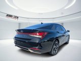 Used 2023 Hyundai Elantra SEL w/ Convenience Package image 3