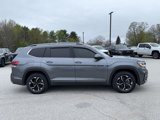 Used 2022 Volkswagen Atlas SEL Premium image 4
