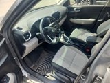 Used 2023 Hyundai Venue SEL image 3