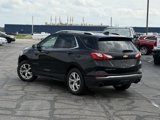 Used 2018 Chevrolet Equinox LT image 3