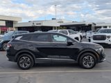 Used 2023 Kia Sportage LX image 2