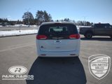 Used 2022 Chrysler Voyager LX image 4