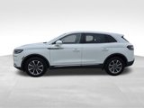 Used 2022 Lincoln Nautilus FWD w/ Premium Package image 4
