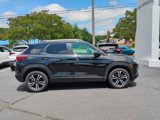 Used 2023 Chevrolet TrailBlazer LT w/ Convenience Package image 2