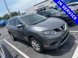 Used 2015 Nissan Rogue SV w/ SV Premium Package image 3