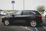 Used 2020 Ford Escape SE image 3