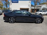 Used 2024 Volvo S60 B5 Core image 3