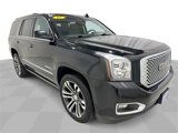 Used 2017 GMC Yukon Denali image 2