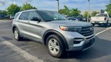 Used 2020 Ford Explorer XLT w/ Equipment Group 202A image 2