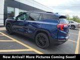 Used 2022 GMC Terrain SLE w/ Driver Convenience Package image 3