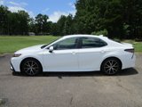 Used 2023 Toyota Camry SE image 2