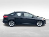 Used 2016 Ford Focus SE image 2