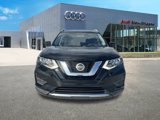Used 2018 Nissan Rogue SV image 2