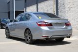 Used 2017 Honda Accord Touring image 3