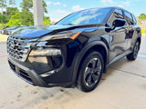 Used 2024 Nissan Rogue SV image 4