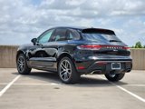 Certified 2025 Porsche Macan image 3