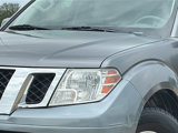 Used 2019 Nissan Frontier SV image 4