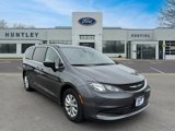 Used 2017 Chrysler Pacifica Touring w/ Tire & Wheel Group image 3