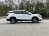 Used 2024 GMC Terrain SLT image 5