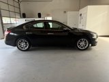 Used 2011 Nissan Maxima 3.5 SV w/ Premium Pkg image 2