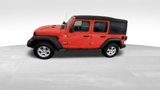 Used 2018 Jeep Wrangler Unlimited Sport S image 2