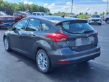 Used 2017 Ford Focus SE image 4